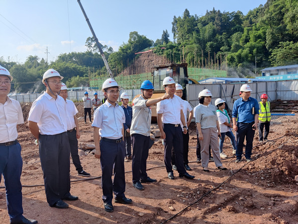 市生态环境局党组书记,局长陈进带队督导泸州市危废综合处置项目建设